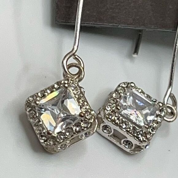 G by Gennaro Dangle Earrings - Picture 1 of 11